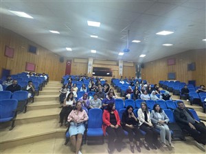 Hemşirelik Bölümü 1. Sınıf Öğrencileriyle Buluştu: Yeni Dönem Oryantasyon Eğitimi Gerçekleştirildi
